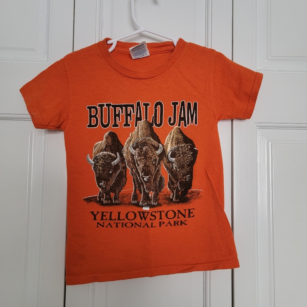 Yellowstone national park buffalo jam t-shirt